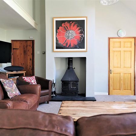 Wellstone Cottages - Coach House Llanfyrnach Bagian luar foto