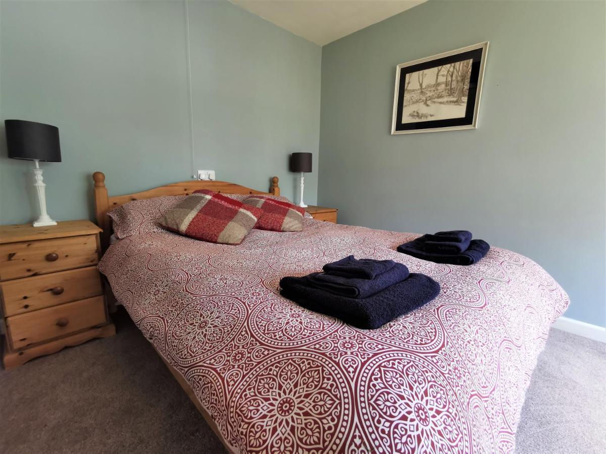 Wellstone Cottages - Coach House Llanfyrnach Bagian luar foto